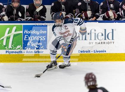 Thumbnail 1 in Powers Catholic vs  University of Detroit Jesuit (MHSAA Division 2 State Semifinal) photogallery.