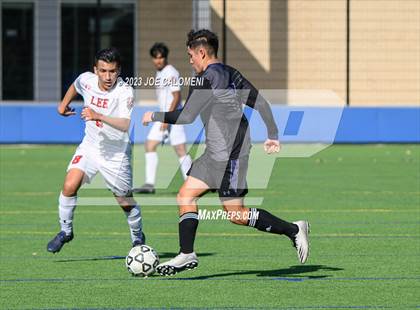 Thumbnail 2 in Lee vs Franklin (Alamo Heights Invitational) photogallery.