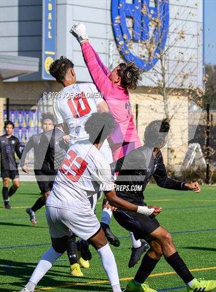 Thumbnail 2 in Lee vs Franklin (Alamo Heights Invitational) photogallery.