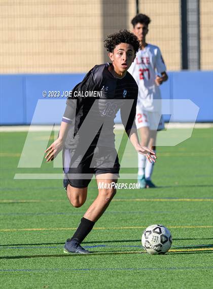 Thumbnail 1 in Lee vs Franklin (Alamo Heights Invitational) photogallery.
