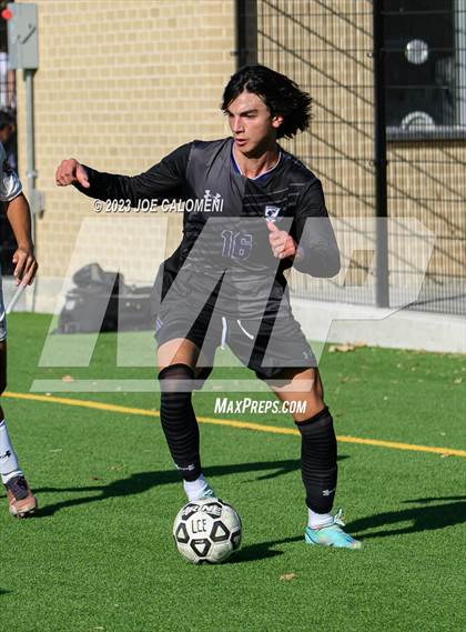 Thumbnail 1 in Lee vs Franklin (Alamo Heights Invitational) photogallery.