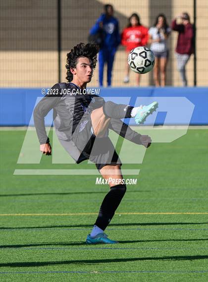 Thumbnail 2 in Lee vs Franklin (Alamo Heights Invitational) photogallery.