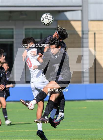 Thumbnail 2 in Lee vs Franklin (Alamo Heights Invitational) photogallery.