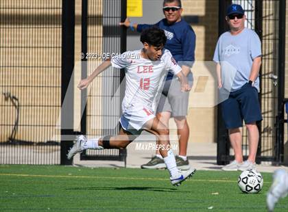Thumbnail 3 in Lee vs Franklin (Alamo Heights Invitational) photogallery.