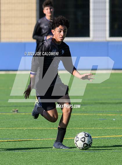 Thumbnail 2 in Lee vs Franklin (Alamo Heights Invitational) photogallery.