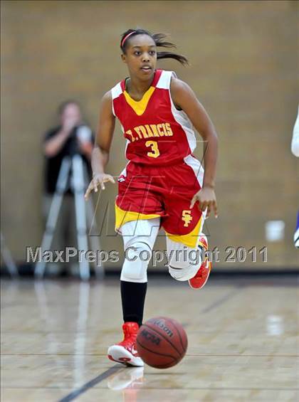 Thumbnail 2 in St. Francis vs. Sacramento (Common Good Classic) photogallery.