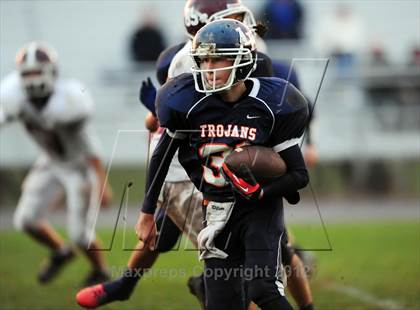 Thumbnail 1 in North Haven @ Lyman Hall photogallery.