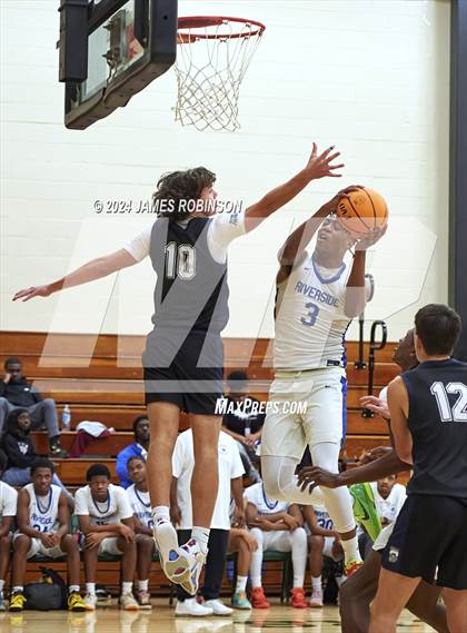 Thumbnail 3 in Riverside vs Seabreeze (Martin Luther King Jr. Showcase) photogallery.