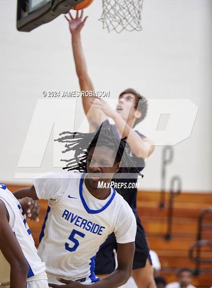 Thumbnail 1 in Riverside vs Seabreeze (Martin Luther King Jr. Showcase) photogallery.