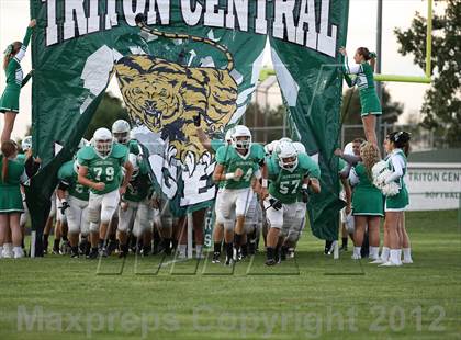 Thumbnail 1 in Lapel @ Triton Central photogallery.