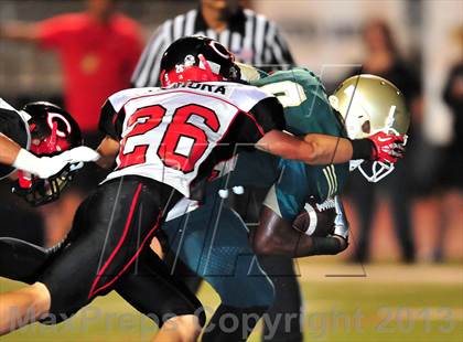 Thumbnail 2 in Centennial vs. Long Beach Poly photogallery.