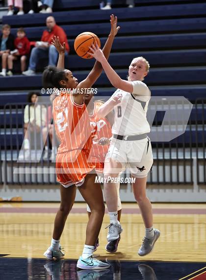 Thumbnail 3 in Oak City Prep @ Providence Day photogallery.