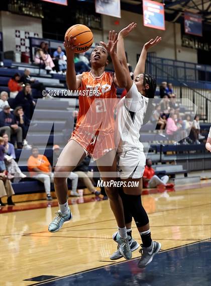 Thumbnail 3 in Oak City Prep @ Providence Day photogallery.