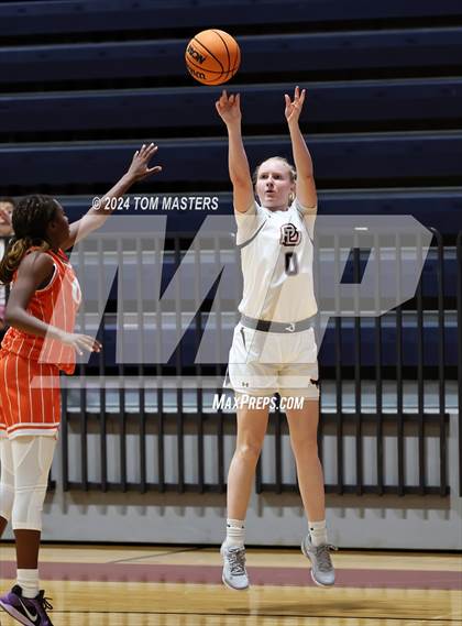 Thumbnail 1 in Oak City Prep @ Providence Day photogallery.
