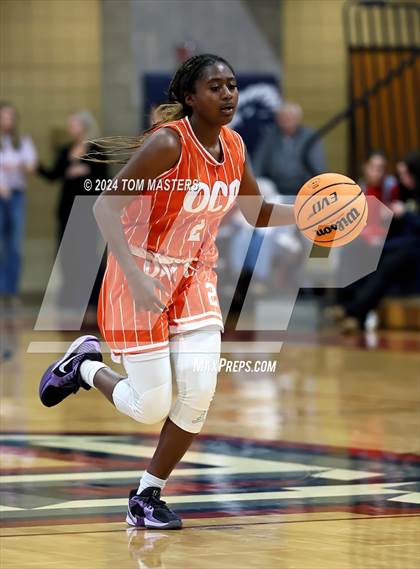 Thumbnail 2 in Oak City Prep @ Providence Day photogallery.