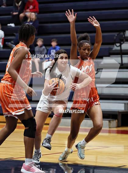Thumbnail 3 in Oak City Prep @ Providence Day photogallery.