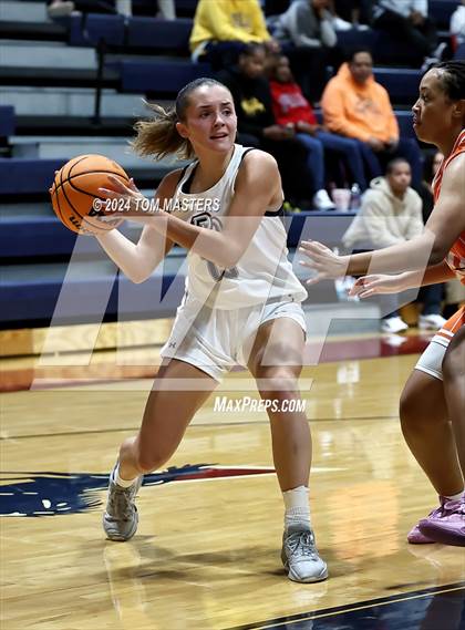 Thumbnail 2 in Oak City Prep @ Providence Day photogallery.