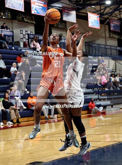 Thumbnail 2 in Oak City Prep @ Providence Day photogallery.