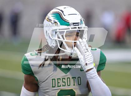 Thumbnail 2 in DeSoto @ Southlake Carroll (UIL 6A D2 Football Semifinal) photogallery.