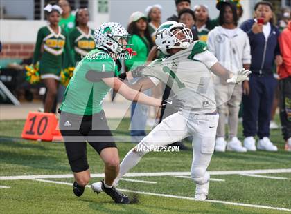 Thumbnail 2 in DeSoto @ Southlake Carroll (UIL 6A D2 Football Semifinal) photogallery.