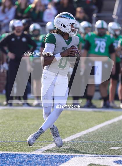 Thumbnail 3 in DeSoto @ Southlake Carroll (UIL 6A D2 Football Semifinal) photogallery.