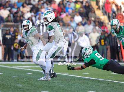 Thumbnail 2 in DeSoto @ Southlake Carroll (UIL 6A D2 Football Semifinal) photogallery.
