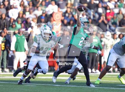 Thumbnail 2 in DeSoto @ Southlake Carroll (UIL 6A D2 Football Semifinal) photogallery.