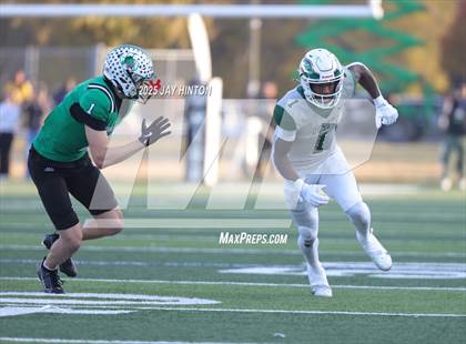 Thumbnail 2 in DeSoto @ Southlake Carroll (UIL 6A D2 Football Semifinal) photogallery.