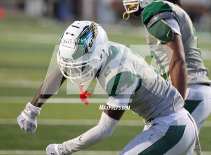 Thumbnail 2 in DeSoto @ Southlake Carroll (UIL 6A D2 Football Semifinal) photogallery.