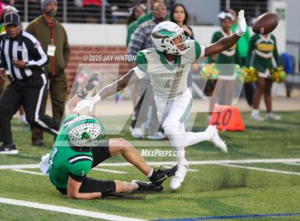 Thumbnail 1 in DeSoto @ Southlake Carroll (UIL 6A D2 Football Semifinal) photogallery.