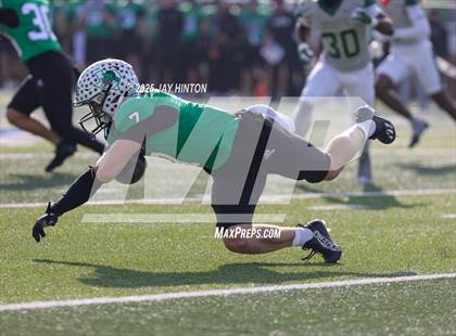 Thumbnail 3 in DeSoto @ Southlake Carroll (UIL 6A D2 Football Semifinal) photogallery.