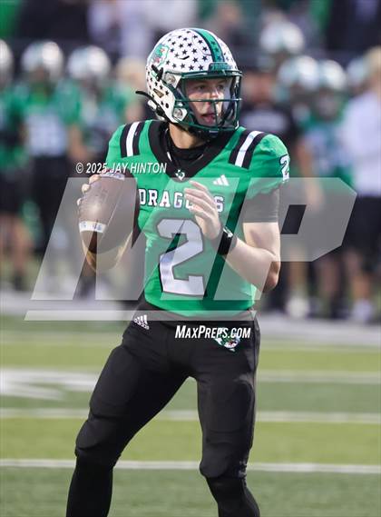 Thumbnail 1 in DeSoto @ Southlake Carroll (UIL 6A D2 Football Semifinal) photogallery.