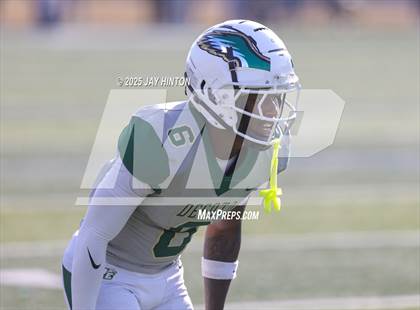 Thumbnail 3 in DeSoto @ Southlake Carroll (UIL 6A D2 Football Semifinal) photogallery.