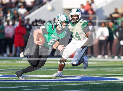 Thumbnail 2 in DeSoto @ Southlake Carroll (UIL 6A D2 Football Semifinal) photogallery.