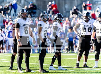 Thumbnail 3 in Steele vs. Westlake (UIL 6A Division 1 Quarterfinal) photogallery.