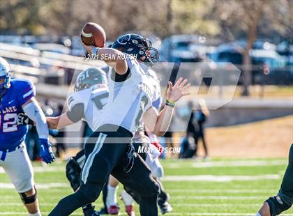 Thumbnail 3 in Steele vs. Westlake (UIL 6A Division 1 Quarterfinal) photogallery.