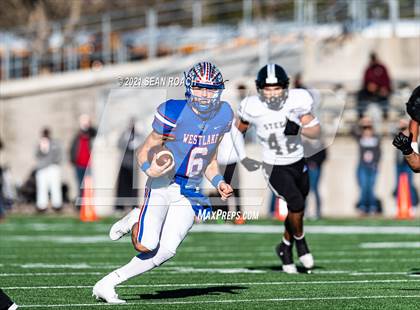 Thumbnail 2 in Steele vs. Westlake (UIL 6A Division 1 Quarterfinal) photogallery.