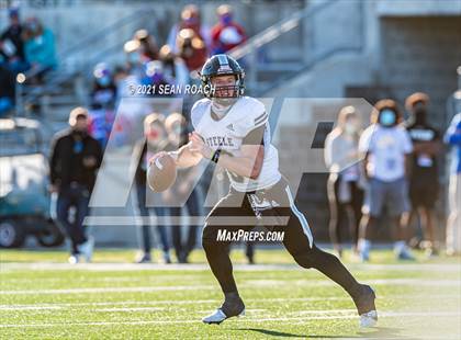 Thumbnail 3 in Steele vs. Westlake (UIL 6A Division 1 Quarterfinal) photogallery.