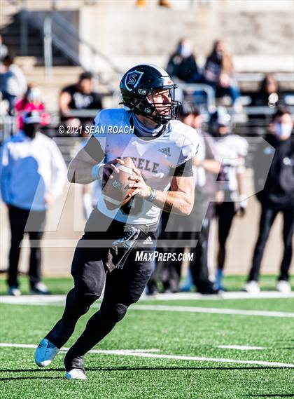 Thumbnail 1 in Steele vs. Westlake (UIL 6A Division 1 Quarterfinal) photogallery.