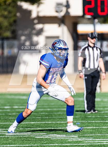 Thumbnail 2 in Steele vs. Westlake (UIL 6A Division 1 Quarterfinal) photogallery.