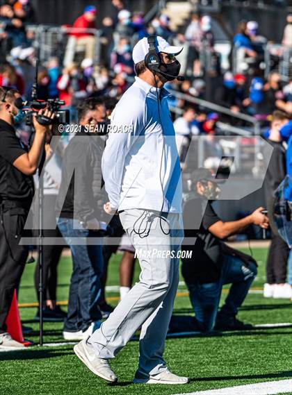 Thumbnail 2 in Steele vs. Westlake (UIL 6A Division 1 Quarterfinal) photogallery.