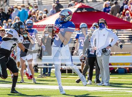 Thumbnail 2 in Steele vs. Westlake (UIL 6A Division 1 Quarterfinal) photogallery.