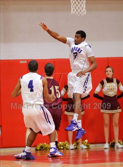 Thumbnail 1 in Whitney vs. Sacramento (CIF SJS D3 Semifinal) photogallery.