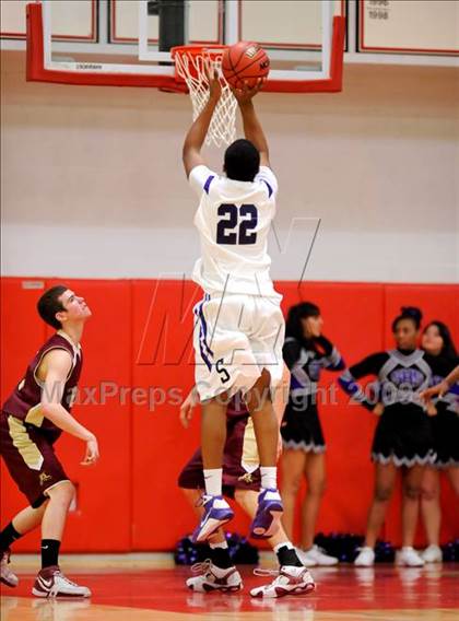 Thumbnail 3 in Whitney vs. Sacramento (CIF SJS D3 Semifinal) photogallery.