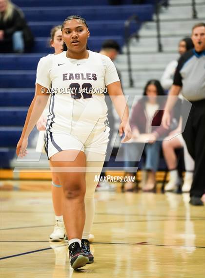 Thumbnail 3 in Sierra vs Dakota Ridge (Dakota Ridge Varsity Tournament) photogallery.