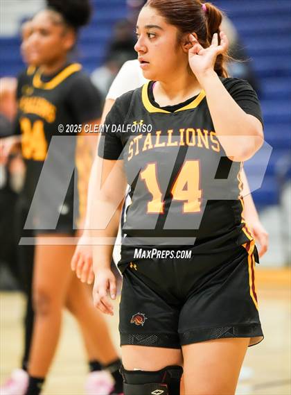 Thumbnail 2 in Sierra vs Dakota Ridge (Dakota Ridge Varsity Tournament) photogallery.