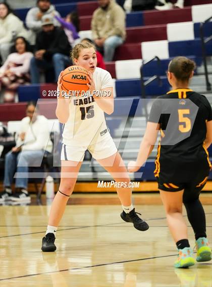 Thumbnail 2 in Sierra vs Dakota Ridge (Dakota Ridge Varsity Tournament) photogallery.