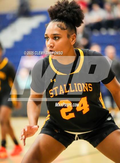 Thumbnail 3 in Sierra vs Dakota Ridge (Dakota Ridge Varsity Tournament) photogallery.