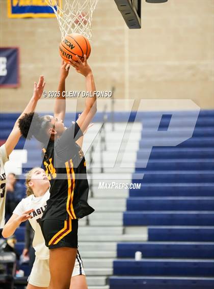 Thumbnail 2 in Sierra vs Dakota Ridge (Dakota Ridge Varsity Tournament) photogallery.