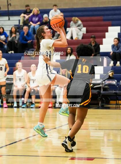 Thumbnail 1 in Sierra vs Dakota Ridge (Dakota Ridge Varsity Tournament) photogallery.